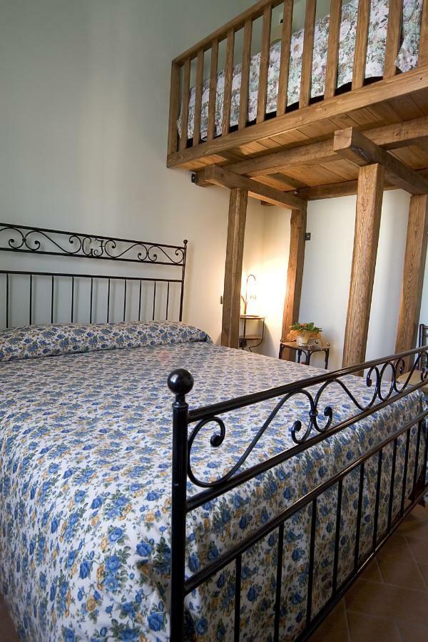 Angolo Del Gelsomino Castel Ritaldi Екстер'єр фото