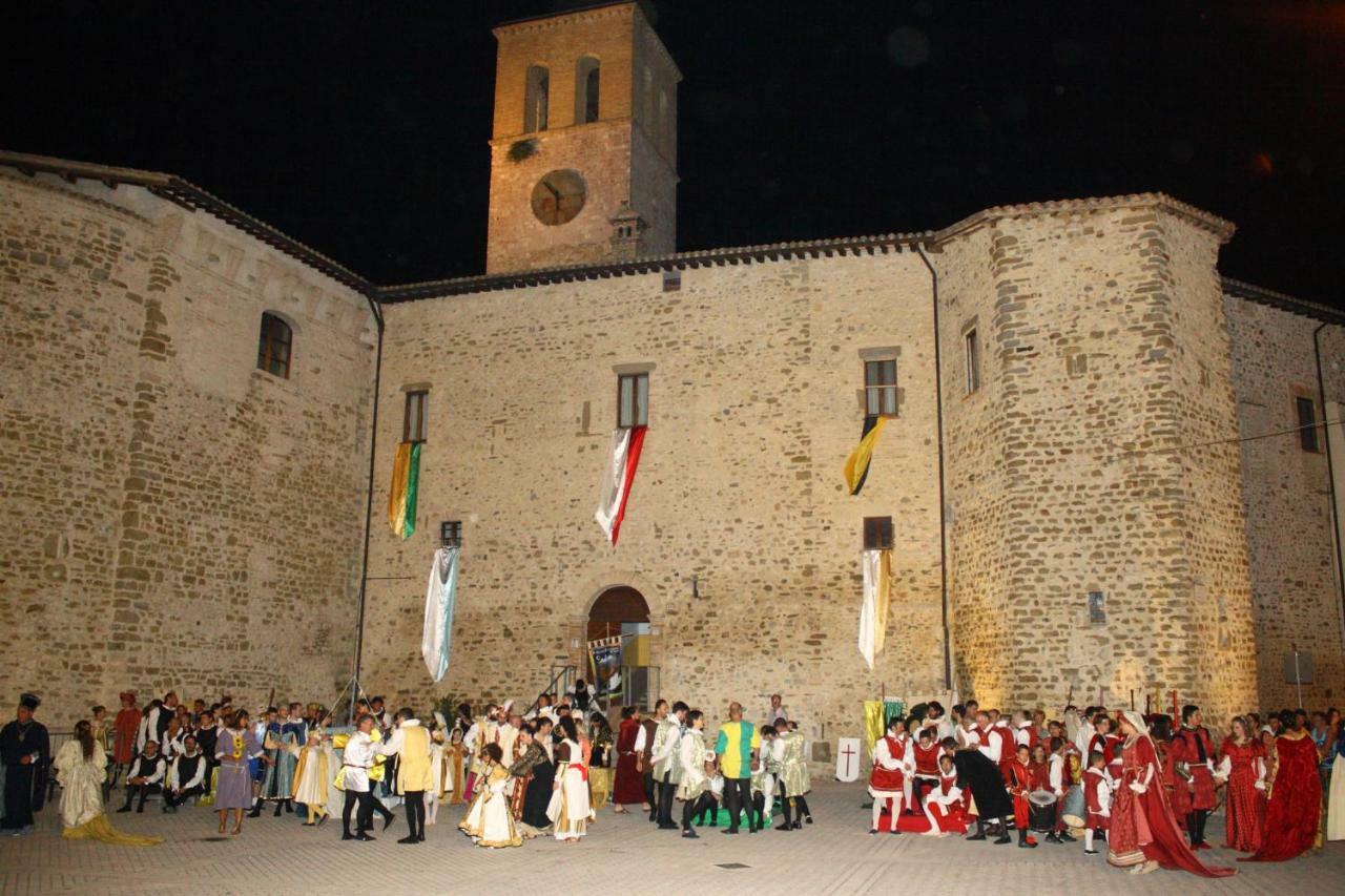 Angolo Del Gelsomino Castel Ritaldi Екстер'єр фото