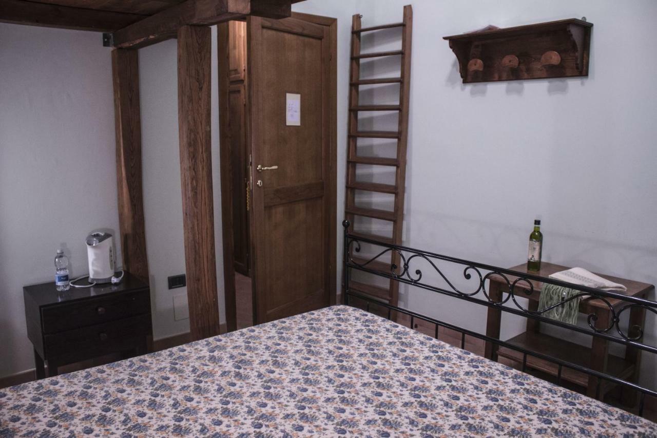 Angolo Del Gelsomino Castel Ritaldi Екстер'єр фото