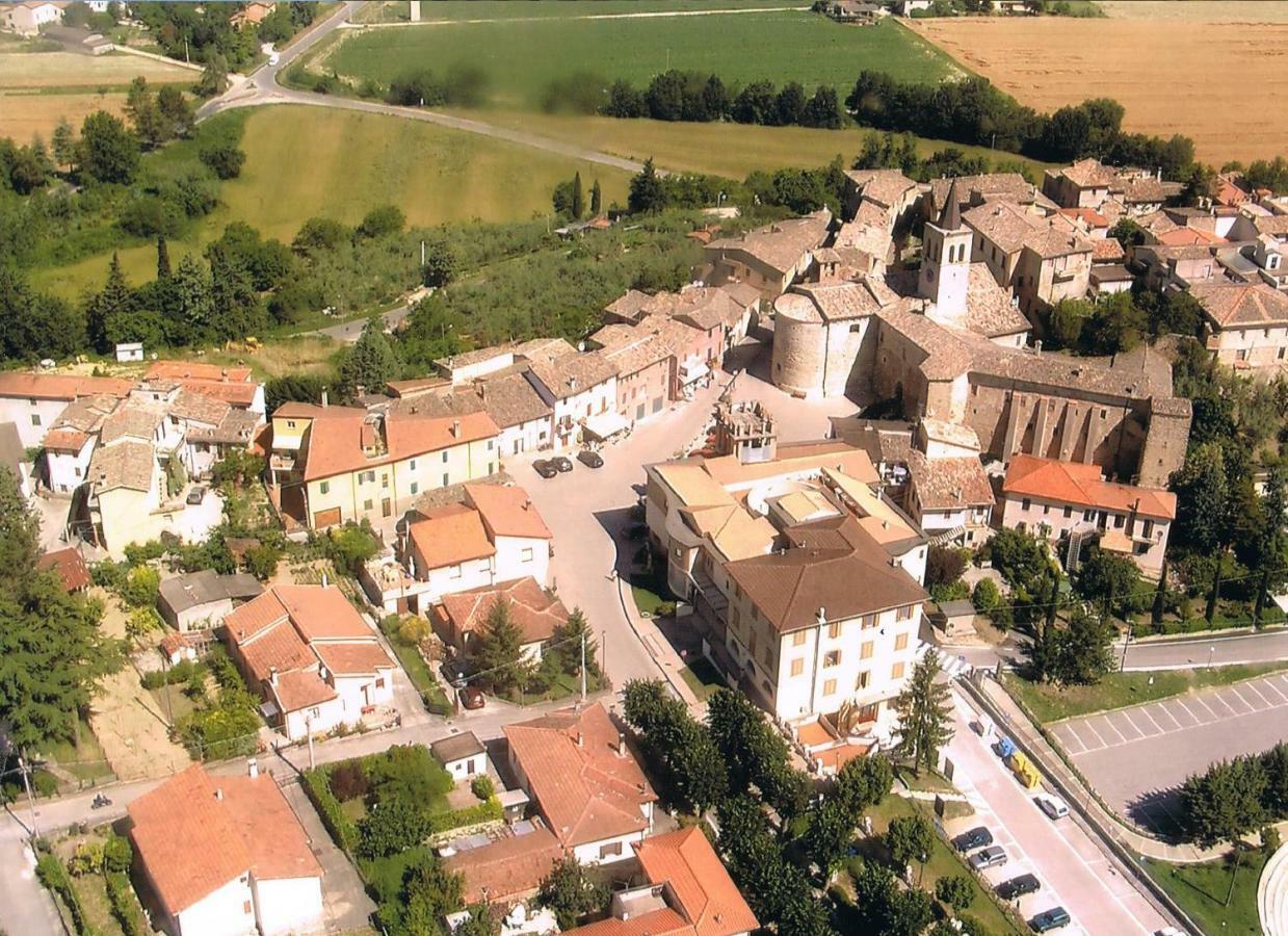 Angolo Del Gelsomino Castel Ritaldi Екстер'єр фото